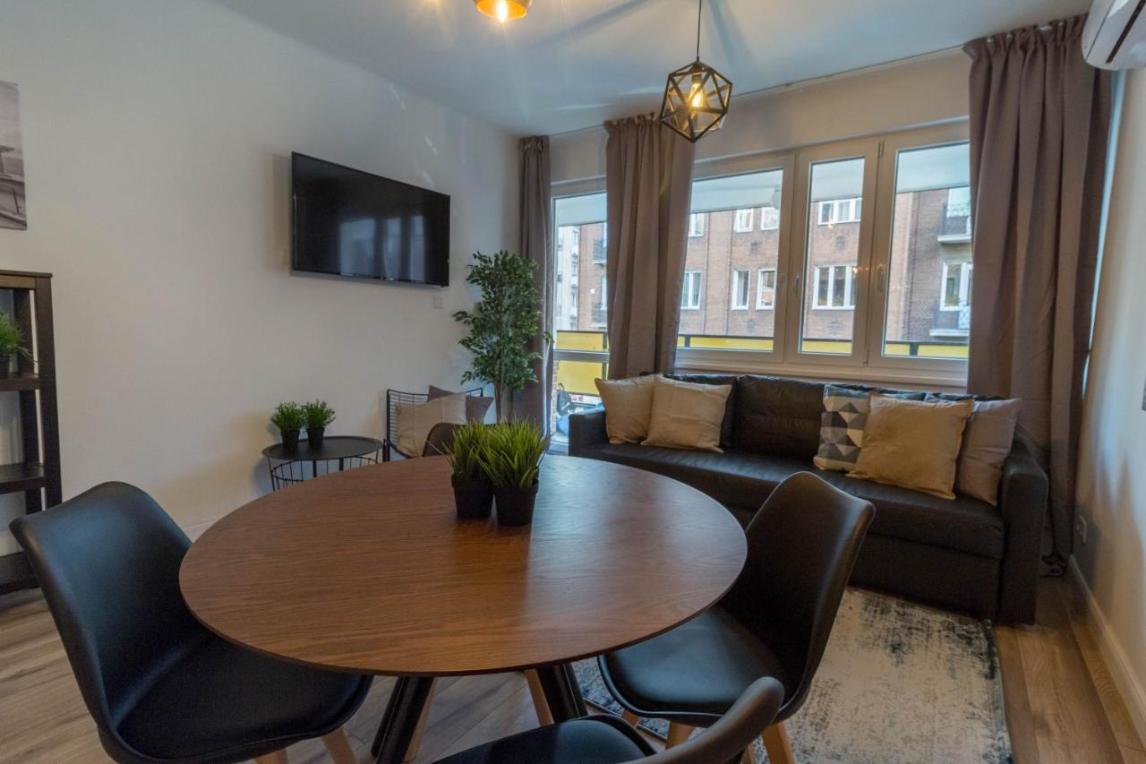 Standard Apartment By Hi5 - Madach บูดาเปสต์ ภายนอก รูปภาพ