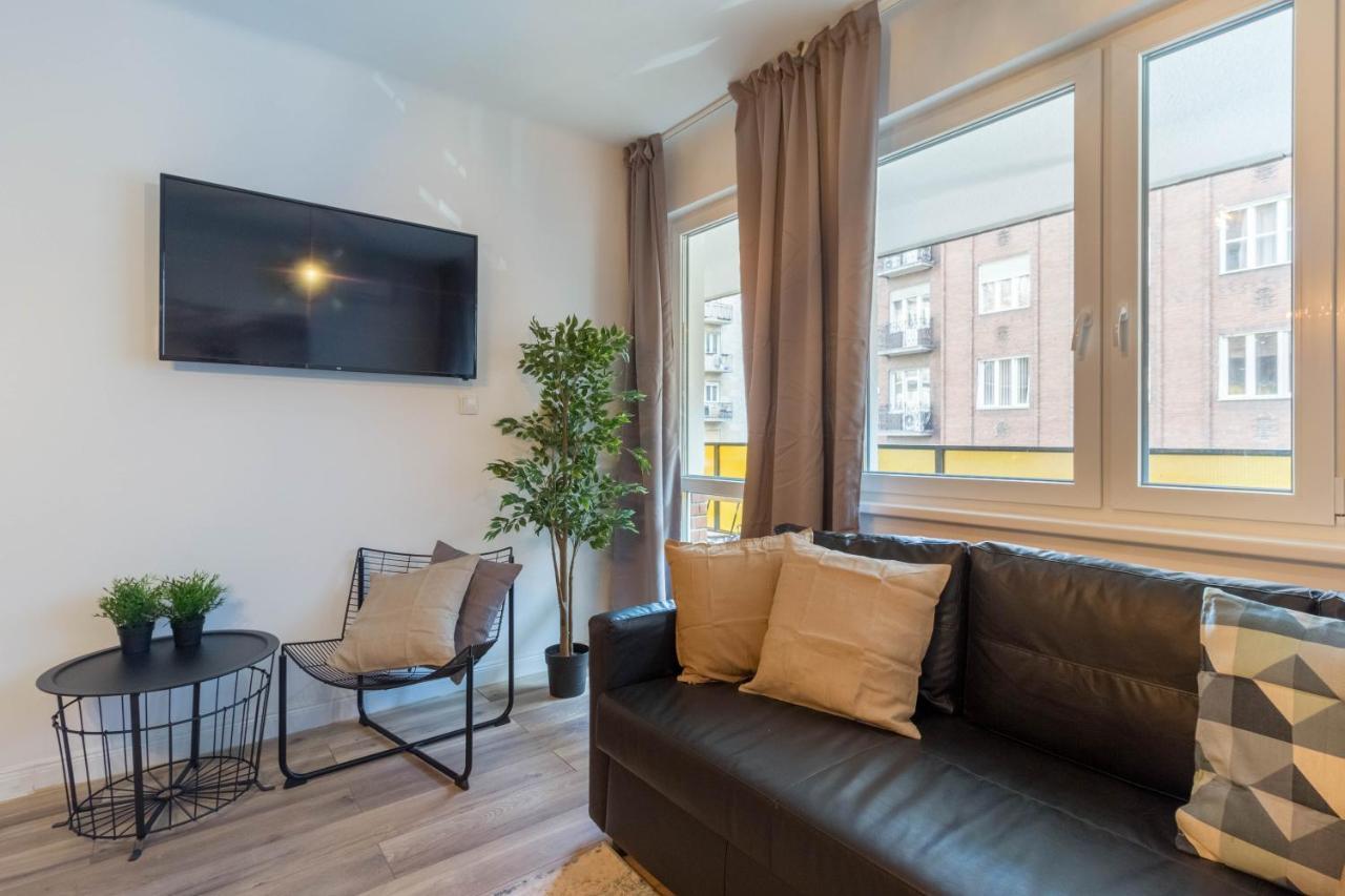 Standard Apartment By Hi5 - Madach บูดาเปสต์ ภายนอก รูปภาพ